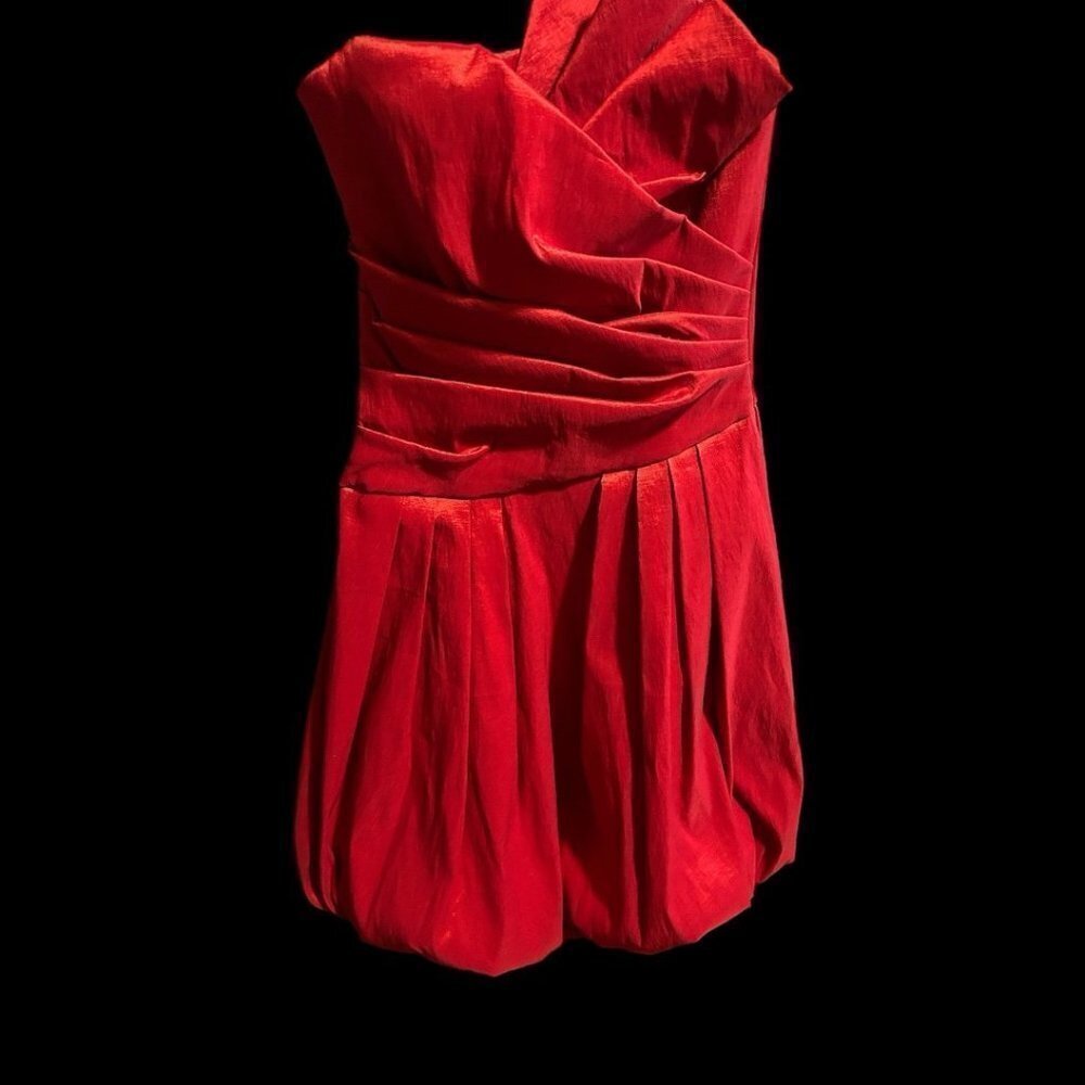 Juniors Red Juno Dress Collection Formal Dress Size Xs
